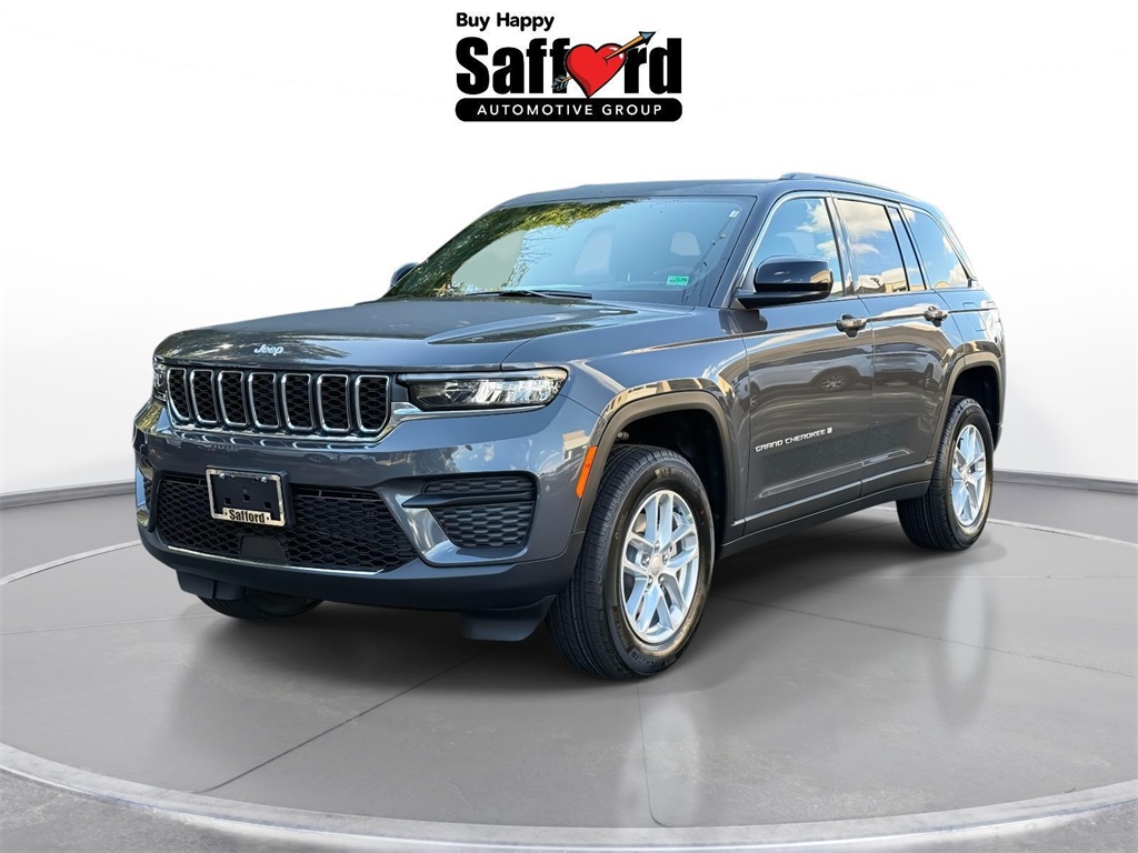 2025 Jeep Grand Cherokee Laredo's photo