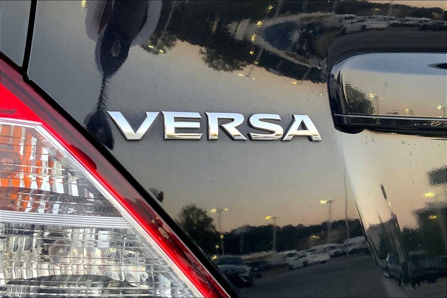 2018 Nissan Versa 1.6 S photo 25