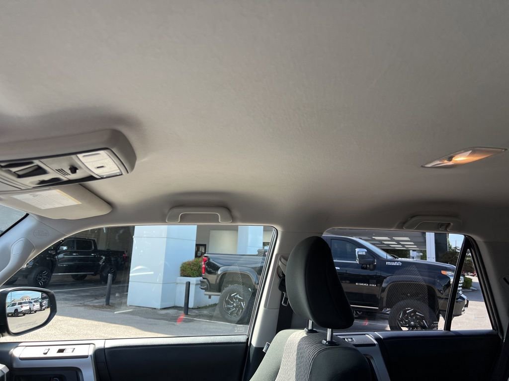 2022 Toyota 4Runner SR5 photo 11