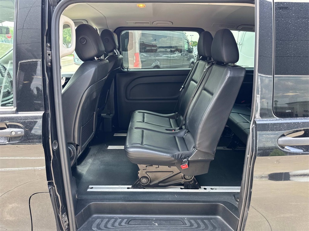 2018 Mercedes Benz Metris Passenger photo 16