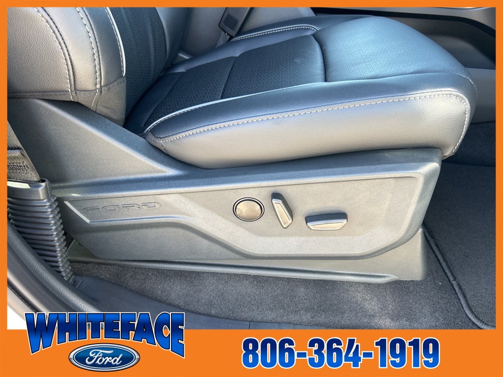 2025 Ford F-150 Lariat photo 42
