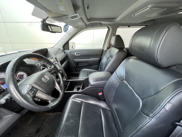 2015 Honda Pilot Touring photo 2