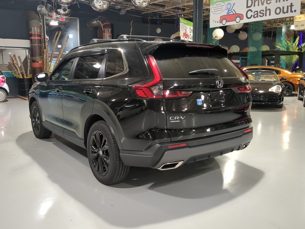 2024 Honda CR-V Hybrid Sport Touring photo 6