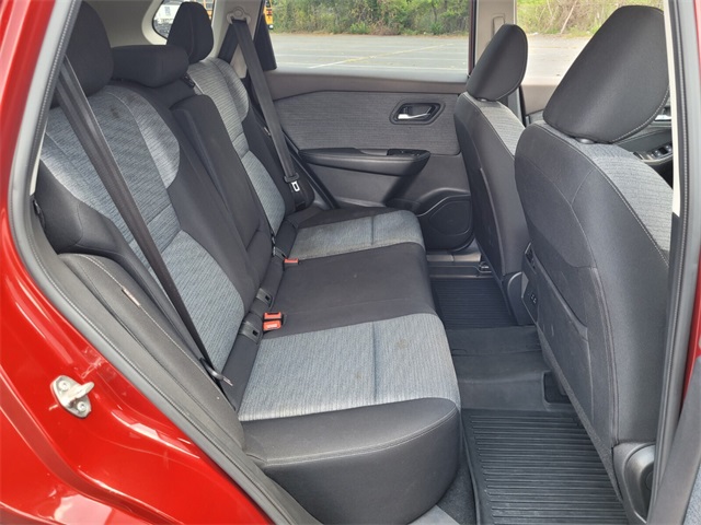 2023 Nissan Rogue SV photo 15