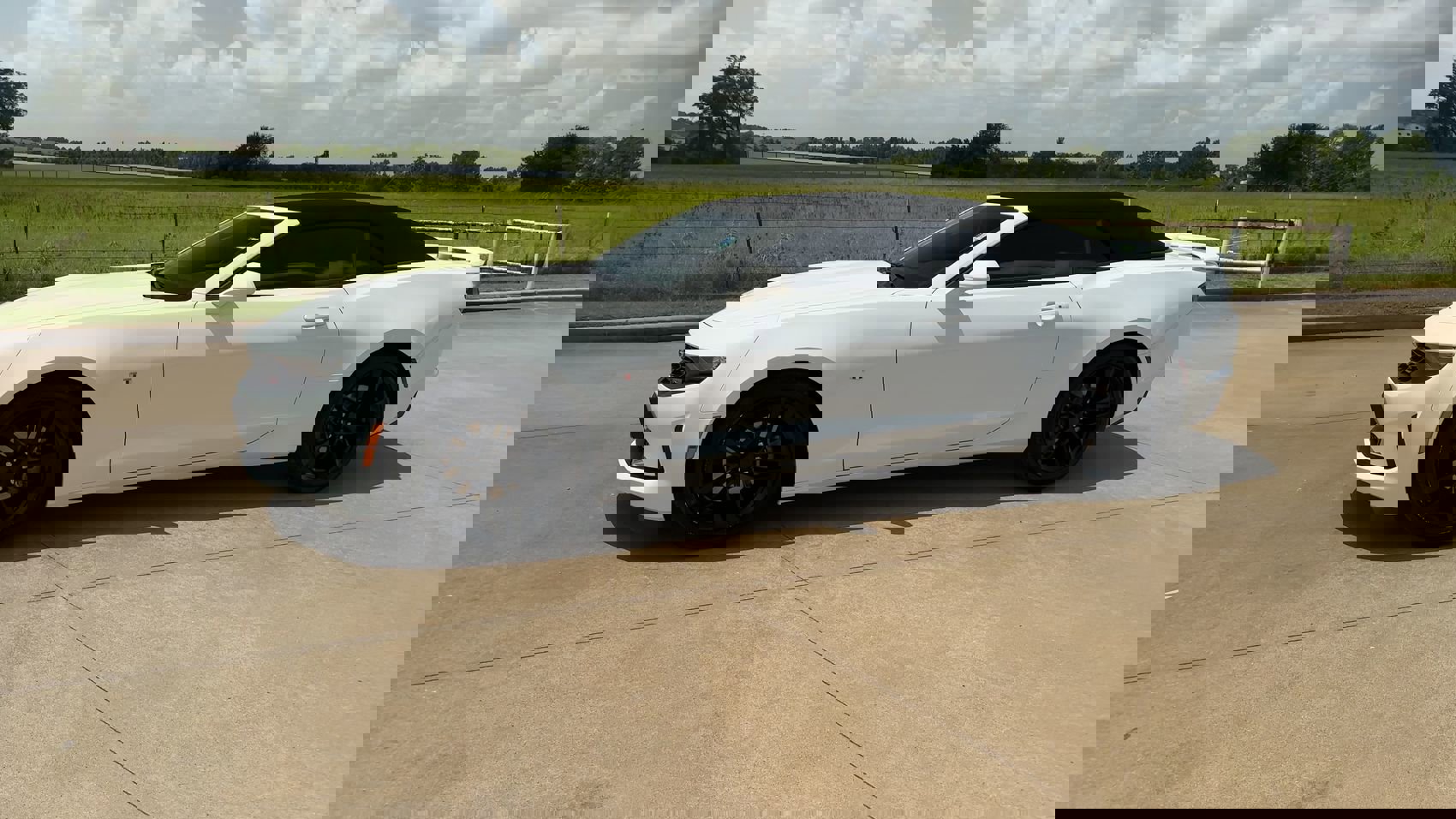 2023 Chevrolet Camaro 2LT photo 5