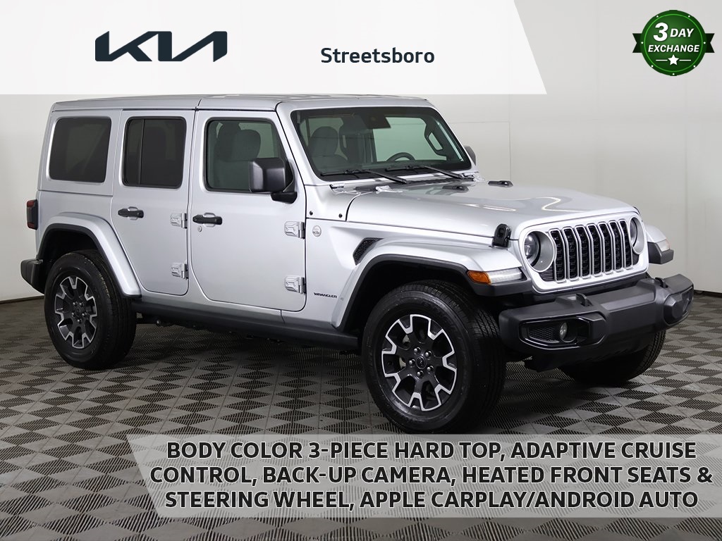 2024 Jeep Wrangler 4-Door Sahara's photo