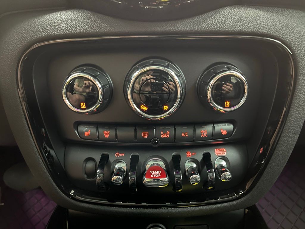 2022 Mini Cooper Base S ALL4 photo 24