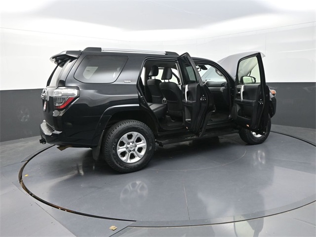 2023 Toyota 4Runner SR5 Premium photo 39