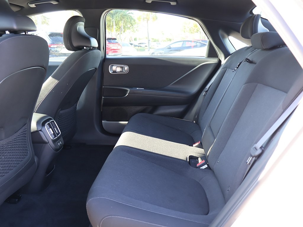 2023 Hyundai Ioniq 6 SE Standard Range photo 34