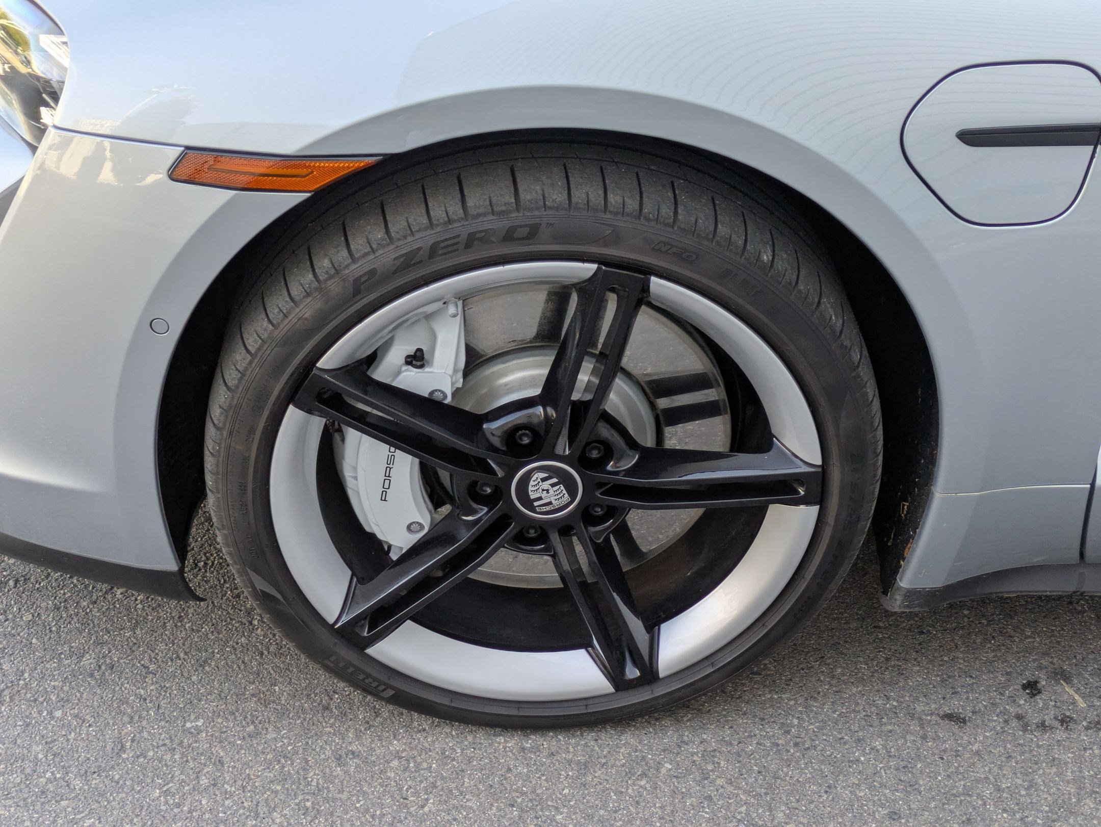 2022 Porsche Taycan 4S photo 10