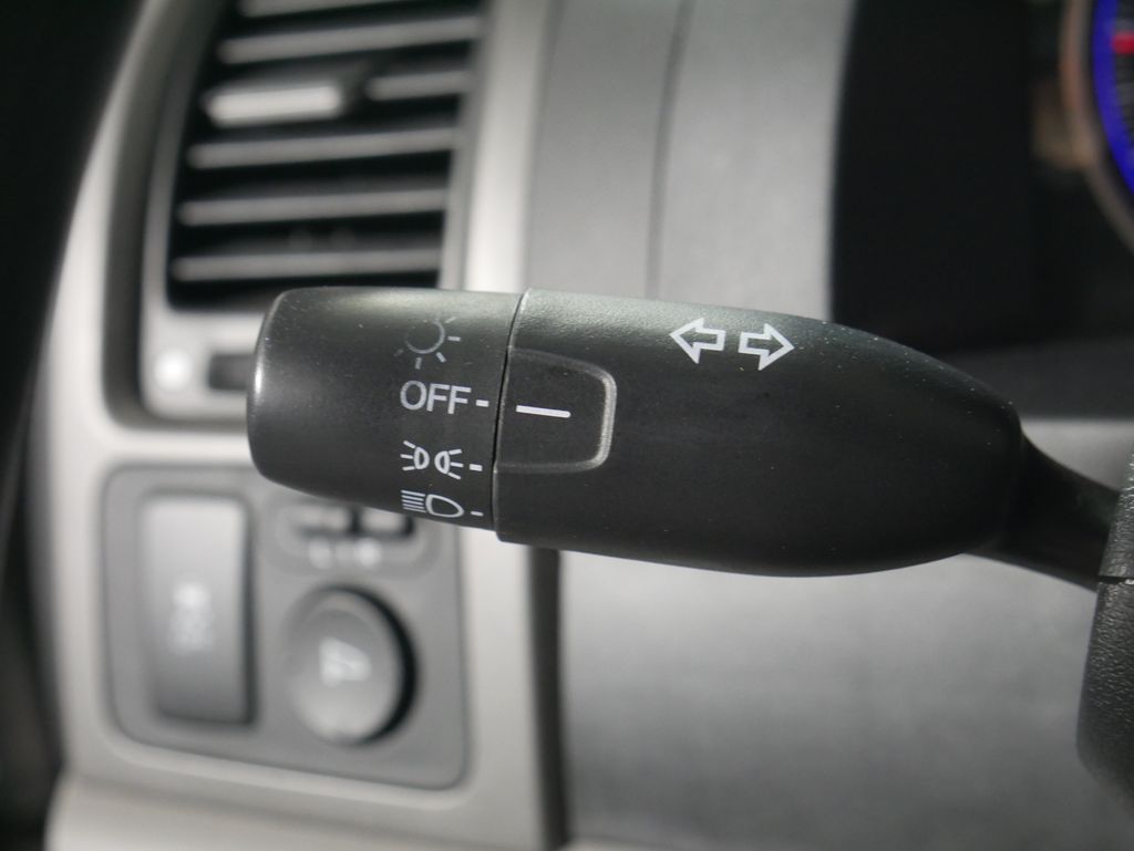 2011 Honda CR-V LX photo 18