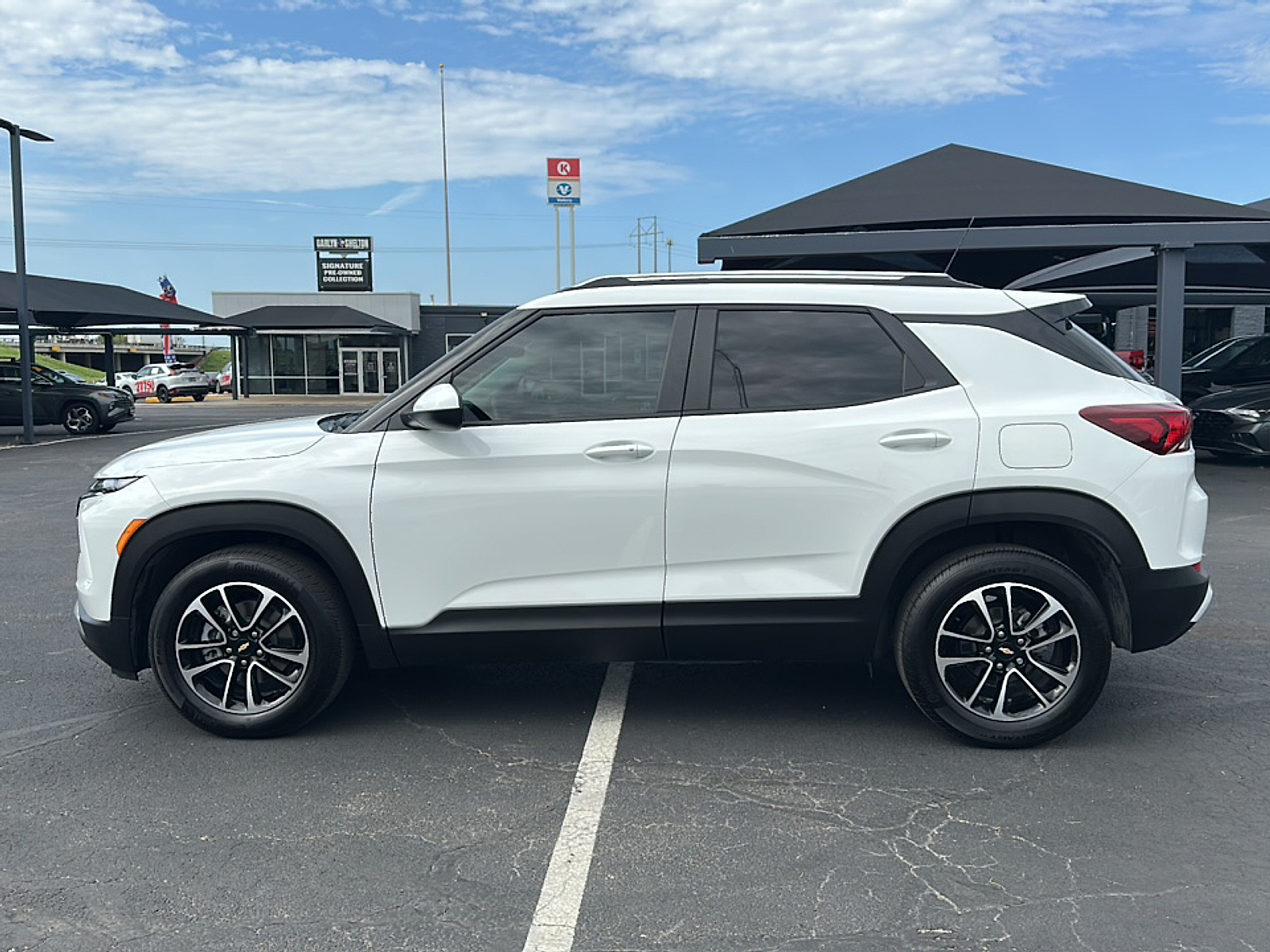2024 Chevrolet Trailblazer LT photo 4