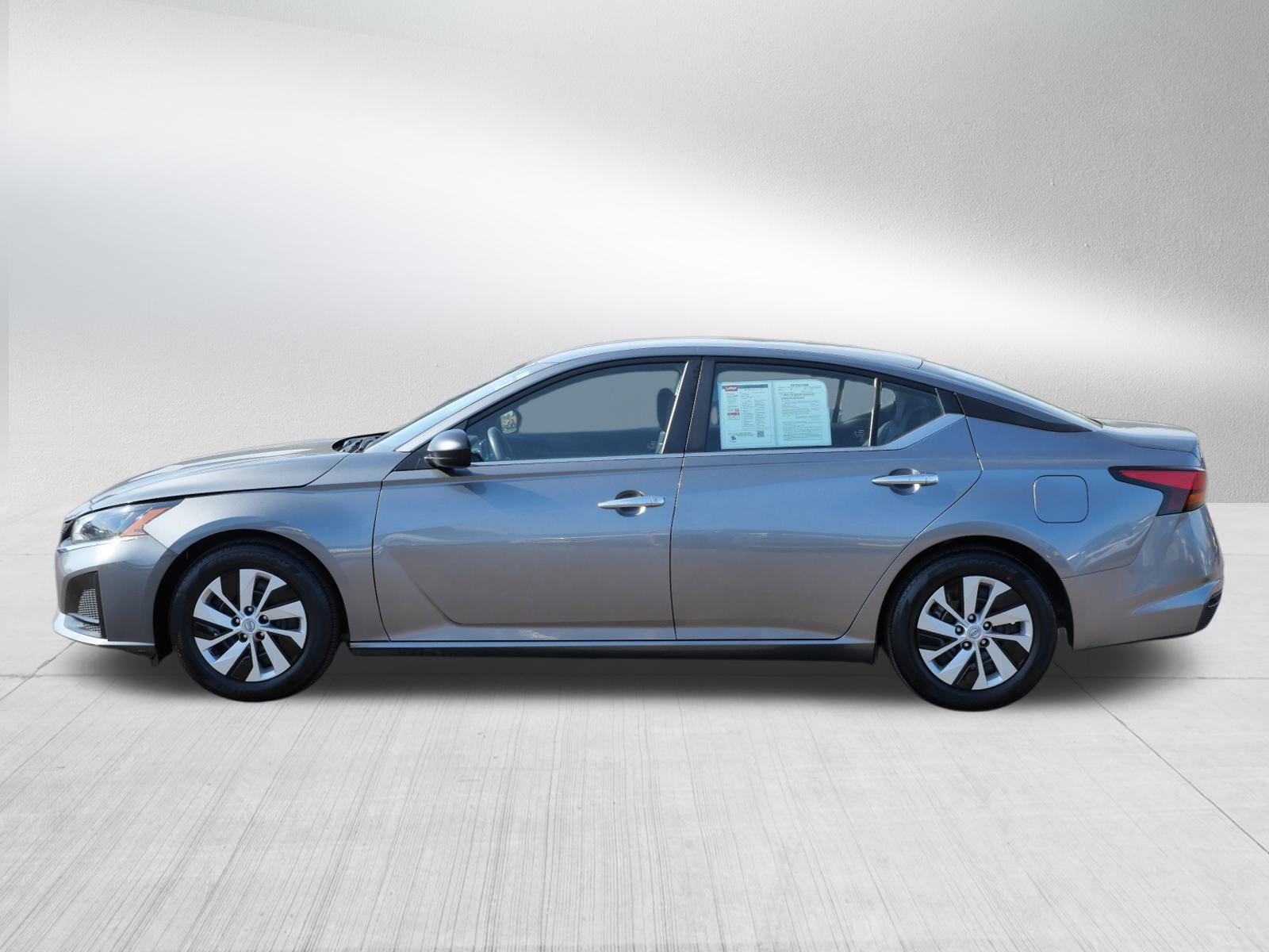 2024 Nissan Altima 2.5 S photo 4