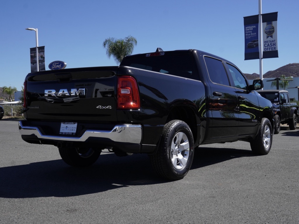 2025 Ram 1500 Big Horn photo 2