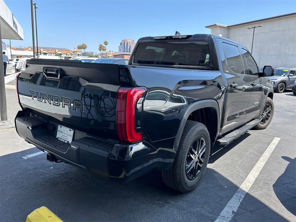 2022 Toyota Tundra SR5 photo 3