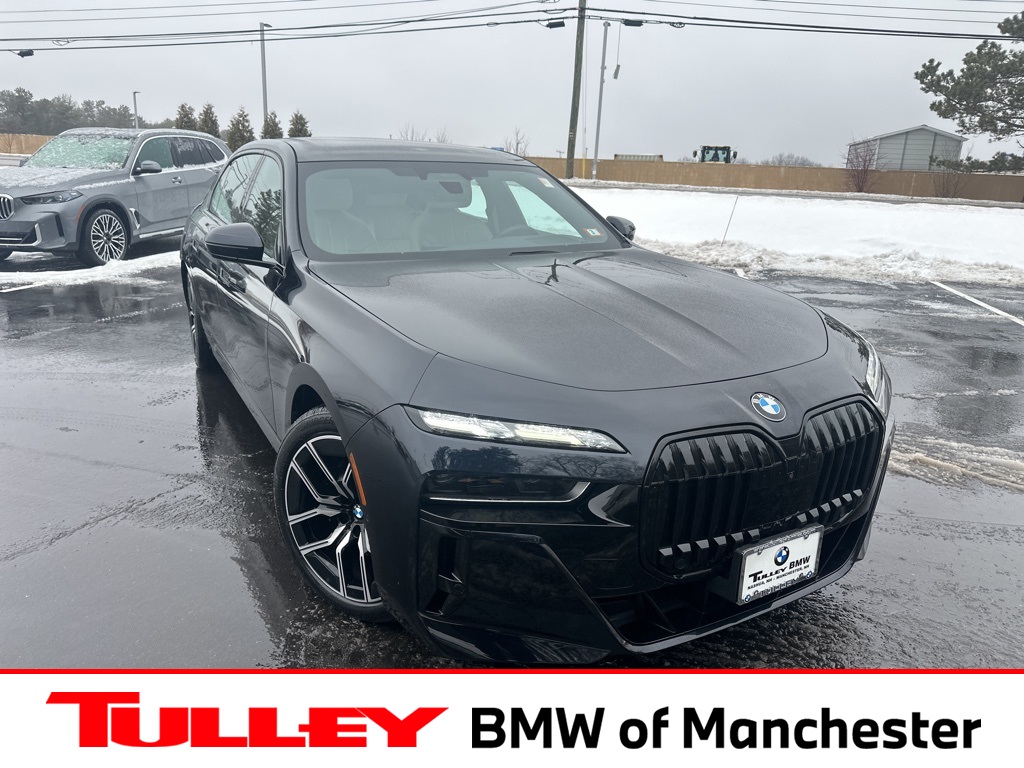 2023 BMW 7 Series 760i's photo
