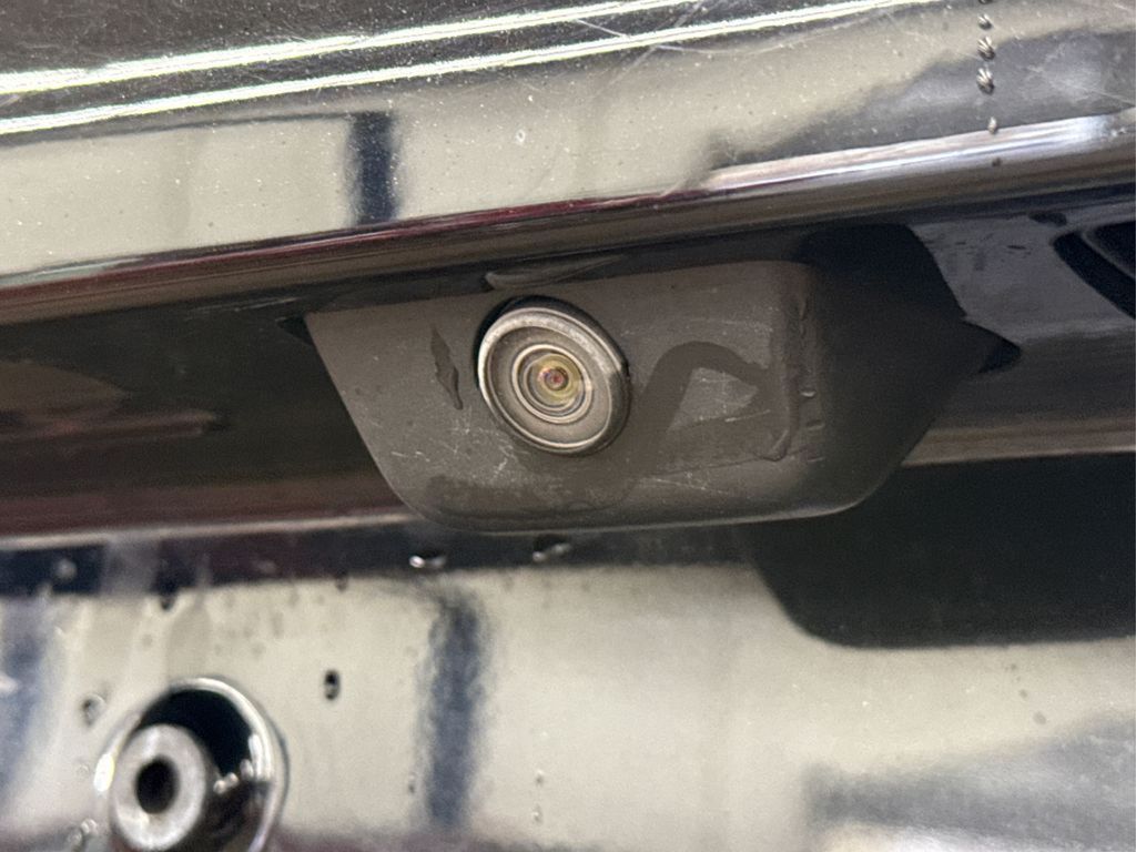 2021 Jeep Cherokee Latitude Lux photo 13