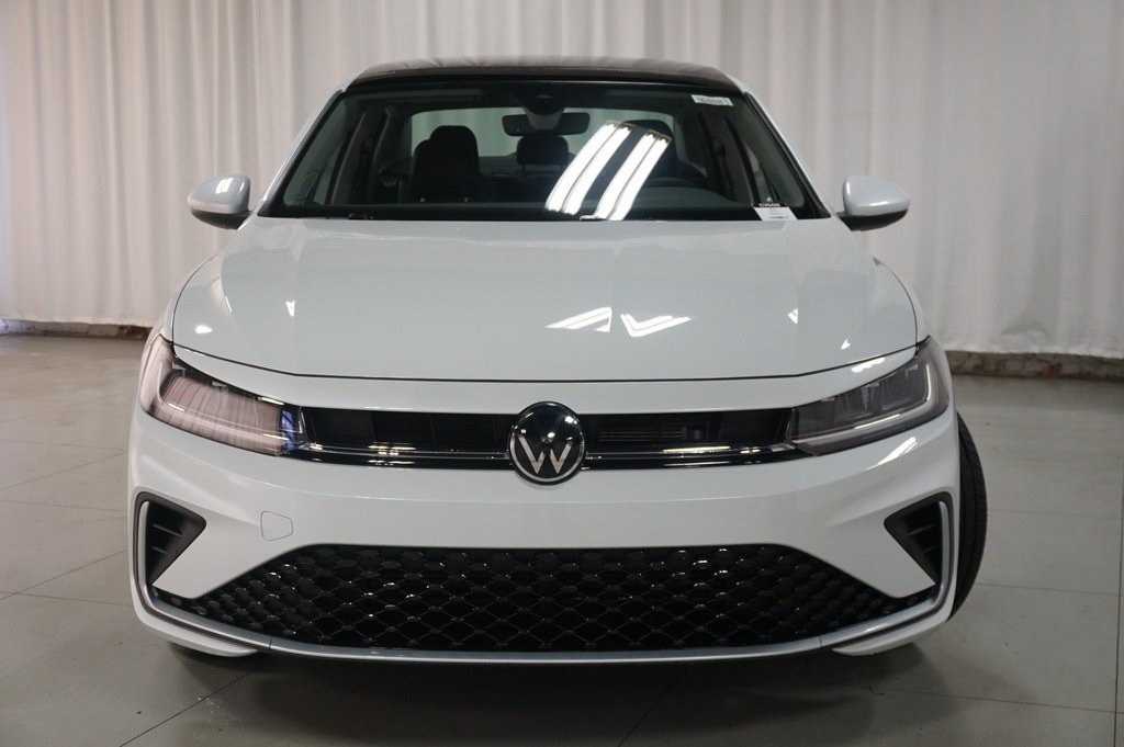2025 Volkswagen Jetta 1.5T SE photo 4