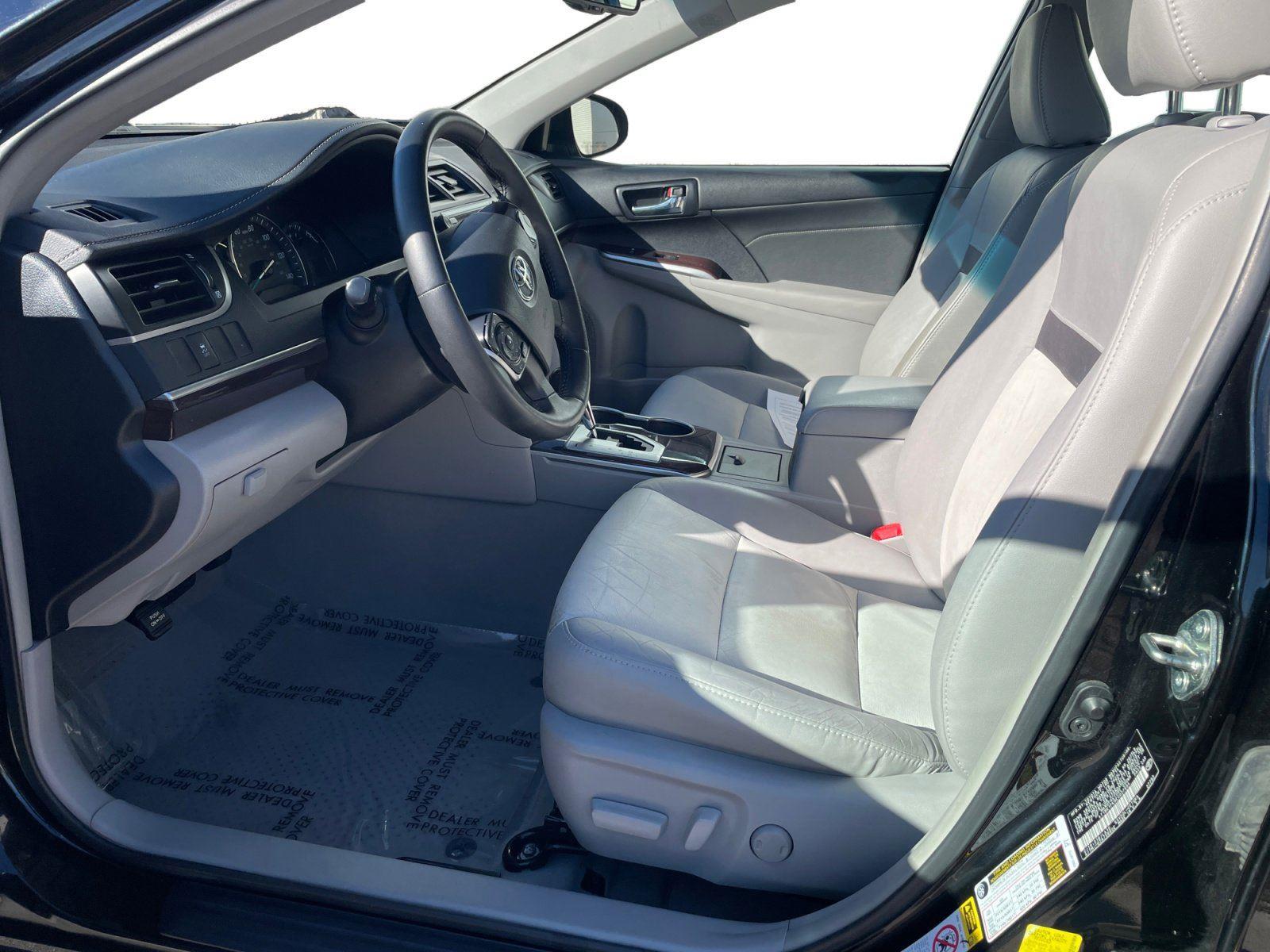 Used 2014 Toyota Camry XLE with VIN 4T1BK1FK9EU027694 for sale in Kansas City