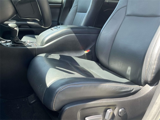 2016 Toyota Highlander Limited photo 11