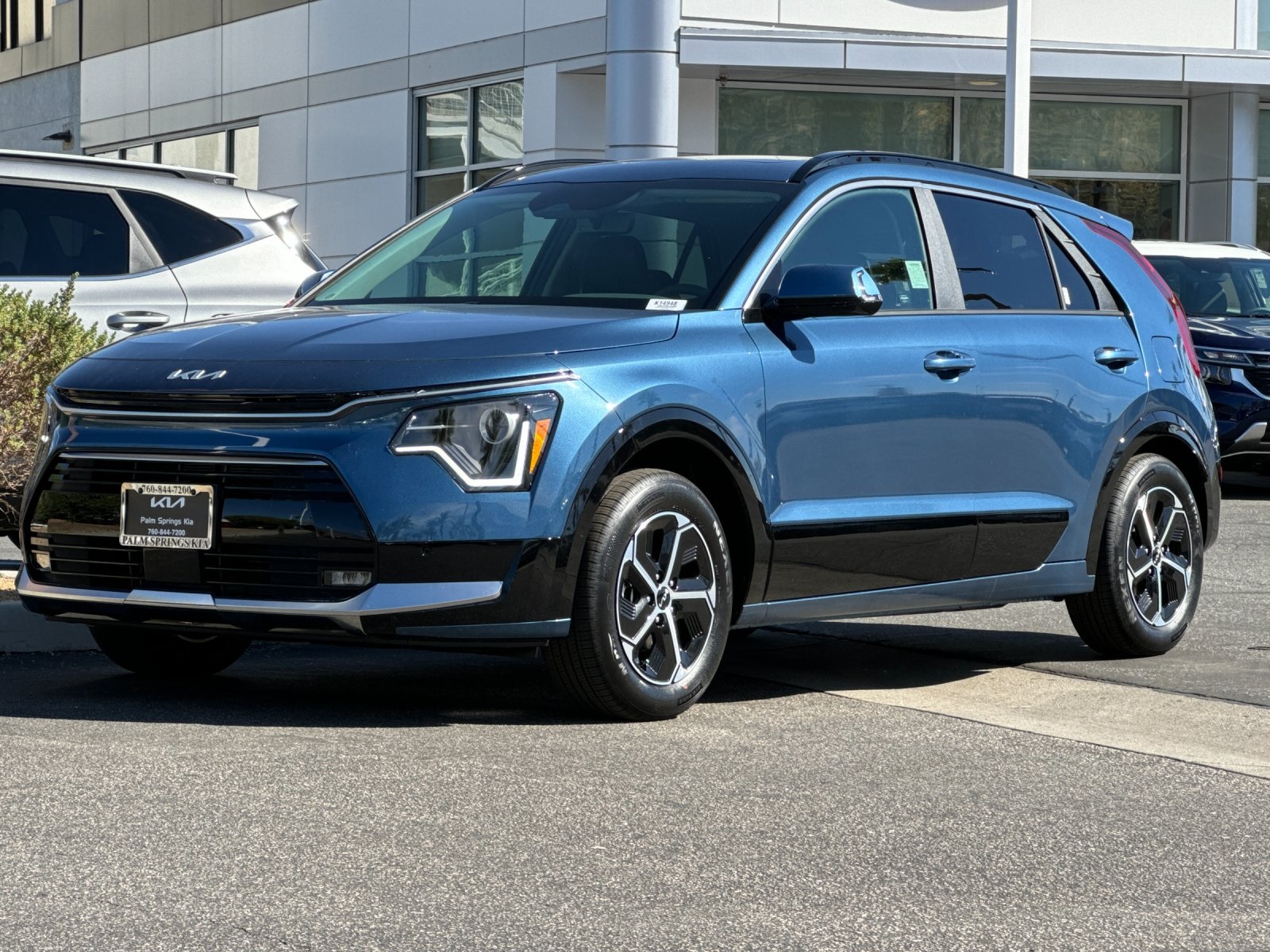 2025 Kia Niro SX Touring photo 7
