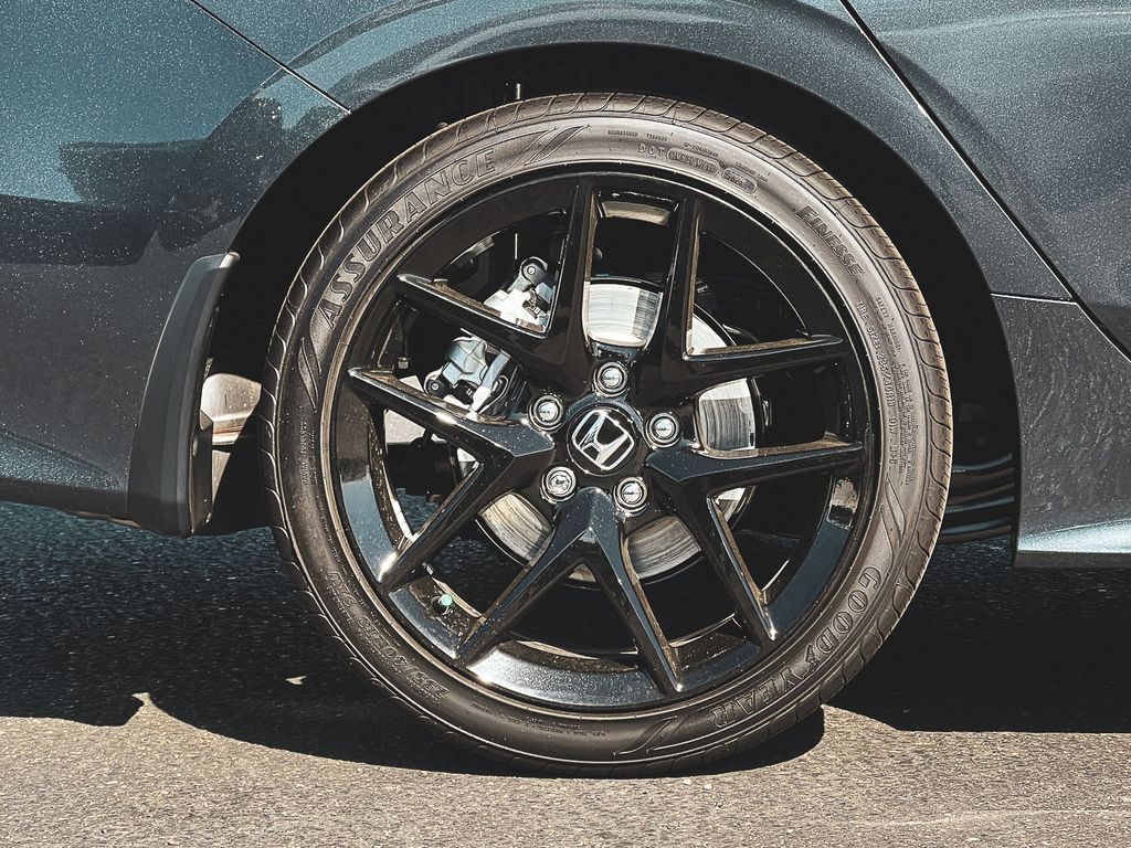 2026 Honda Civic Hybrid Sport photo 3