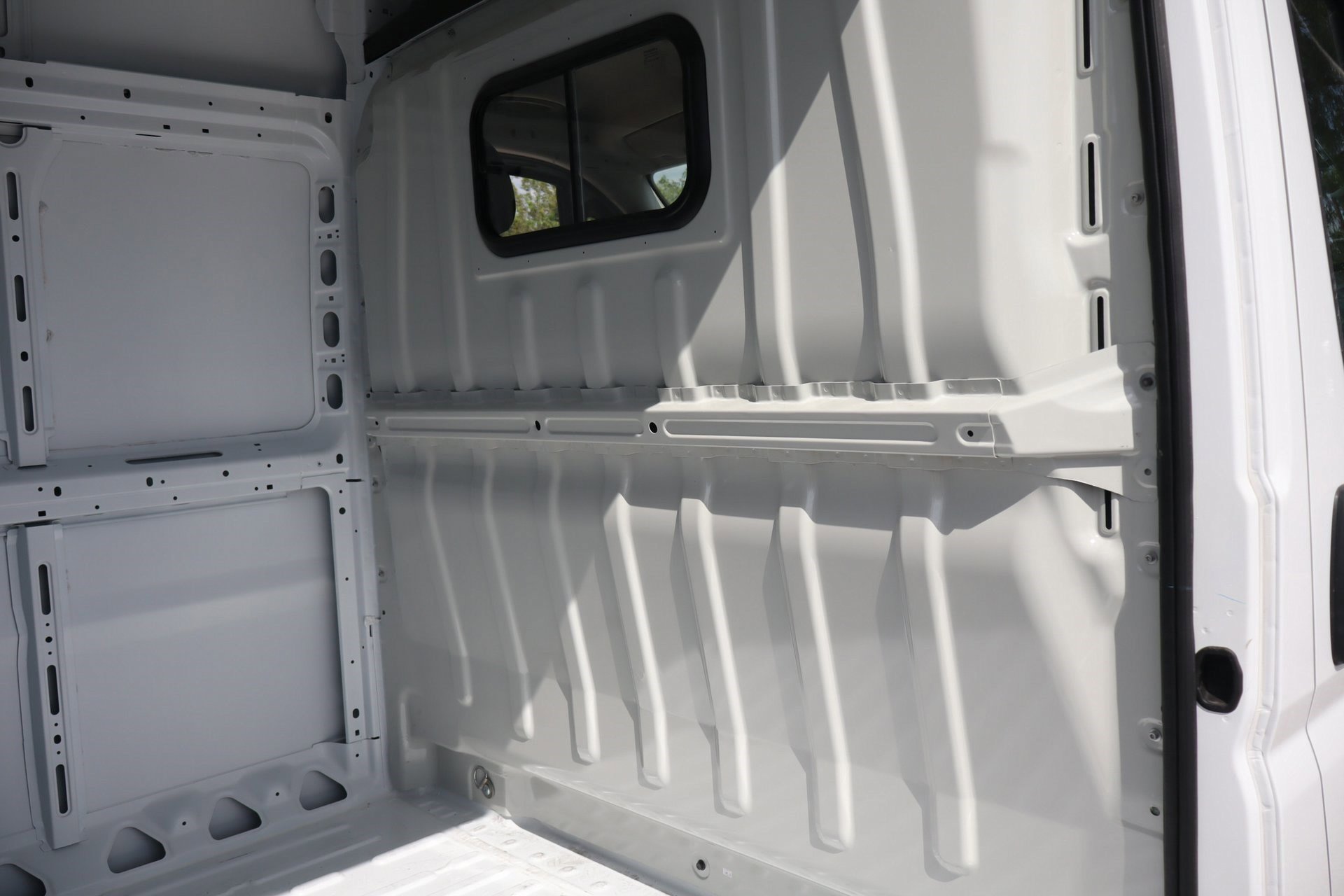 2026 Ram ProMaster 2500 photo 19