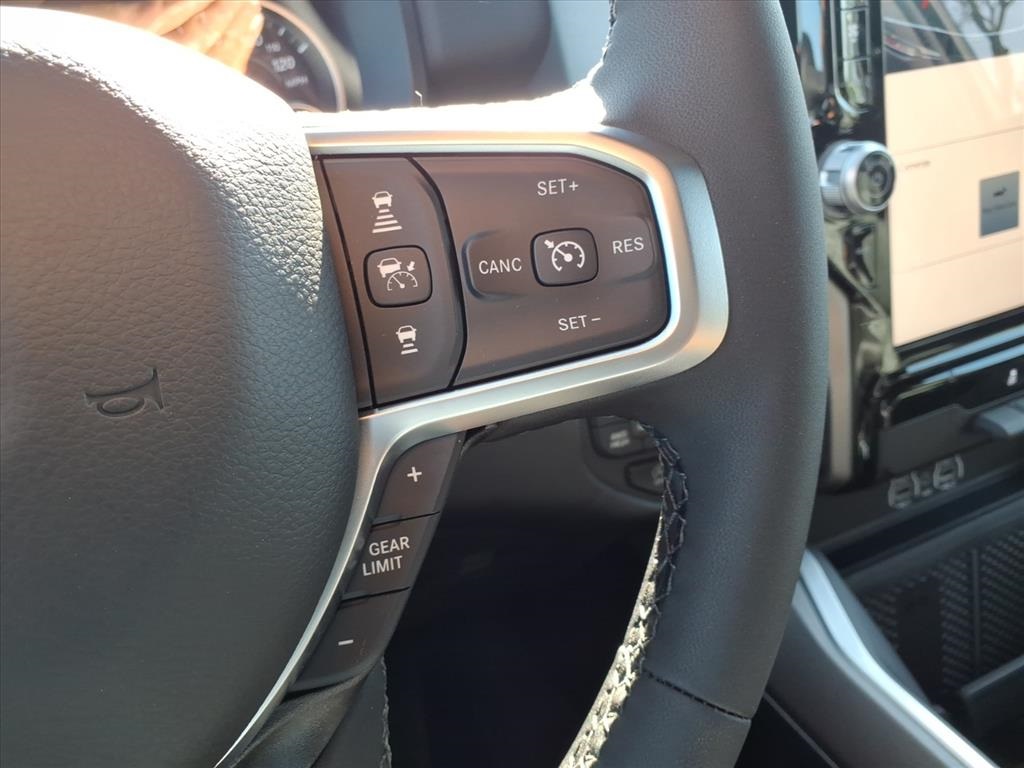 2025 Ram 1500 Big Horn Lone Star photo 19