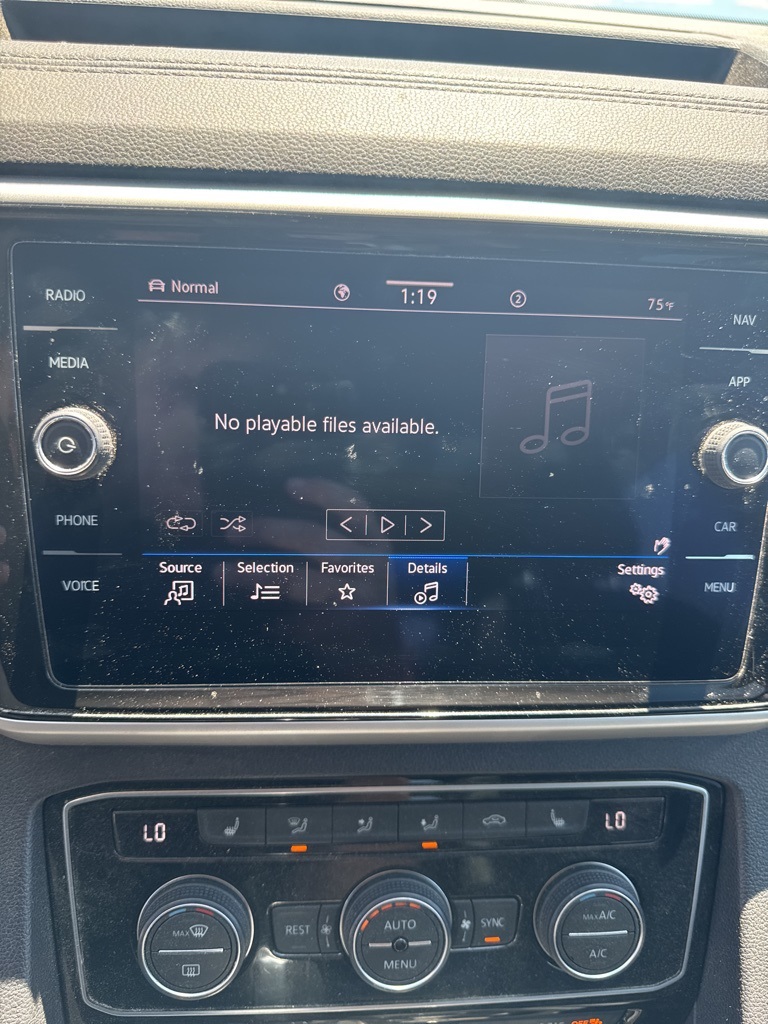 2021 Volkswagen Atlas SEL photo 17