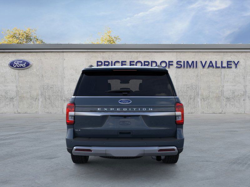 2024 Ford Expedition XLT photo 4