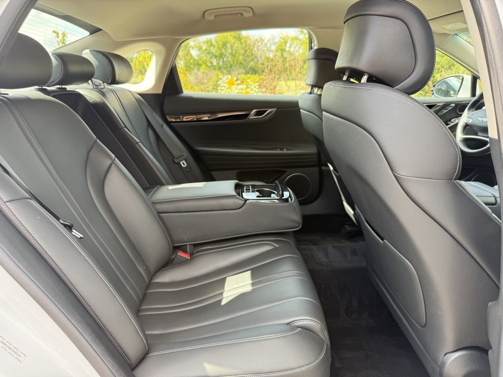 2024 Genesis G80 2.5T photo 31