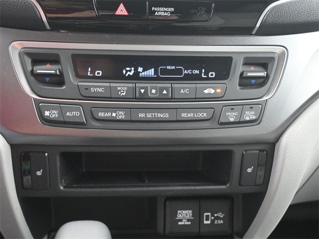 2019 Honda Pilot EX photo 3