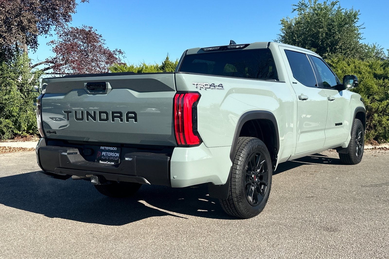 2025 Toyota Tundra Limited photo 4