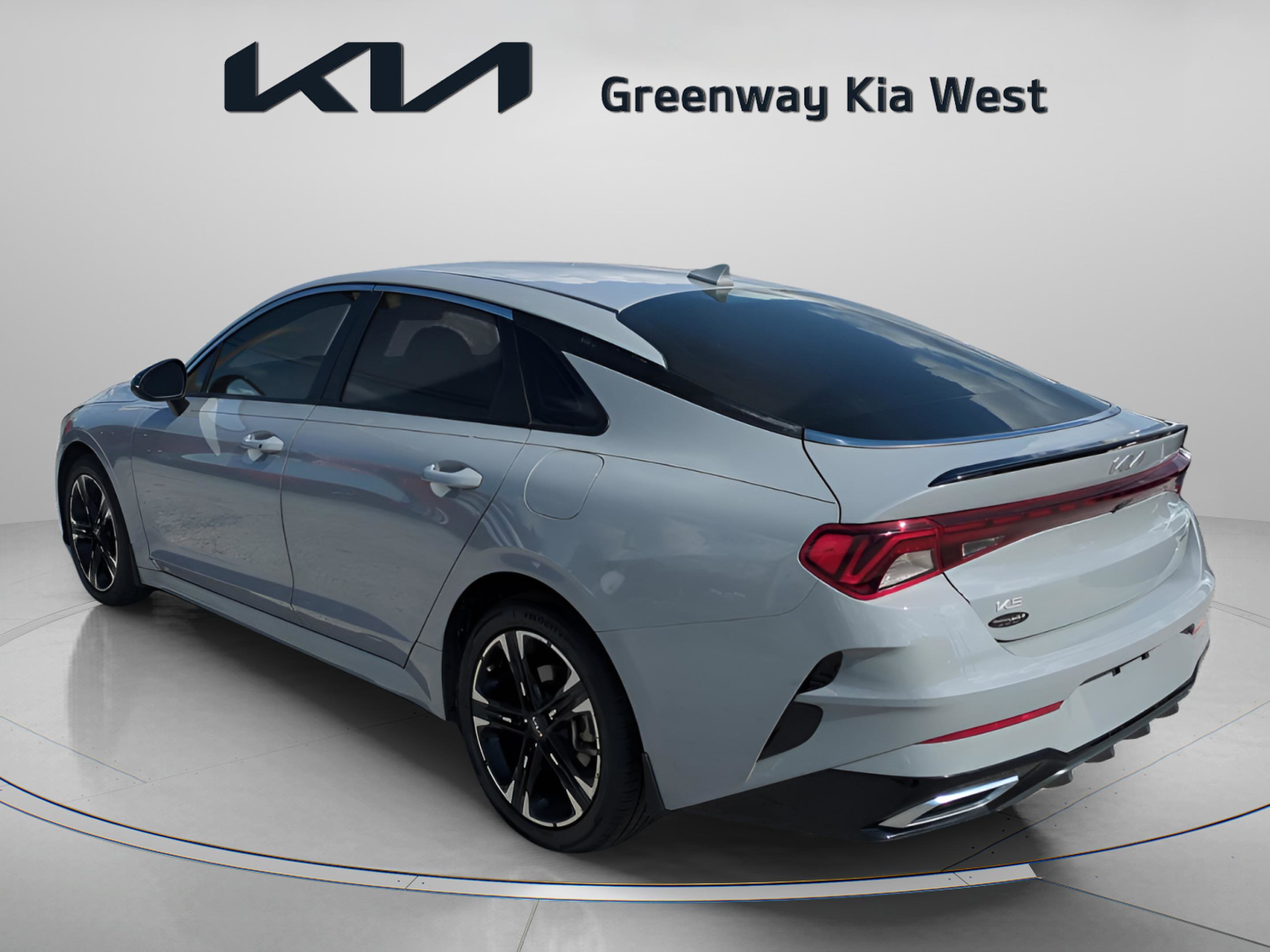 2024 Kia K5 GT-Line photo 5