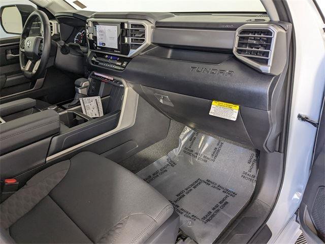 2024 Toyota Tundra SR5 CrewMax photo 6