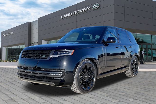 2025 Land Rover Range Rover SE's photo