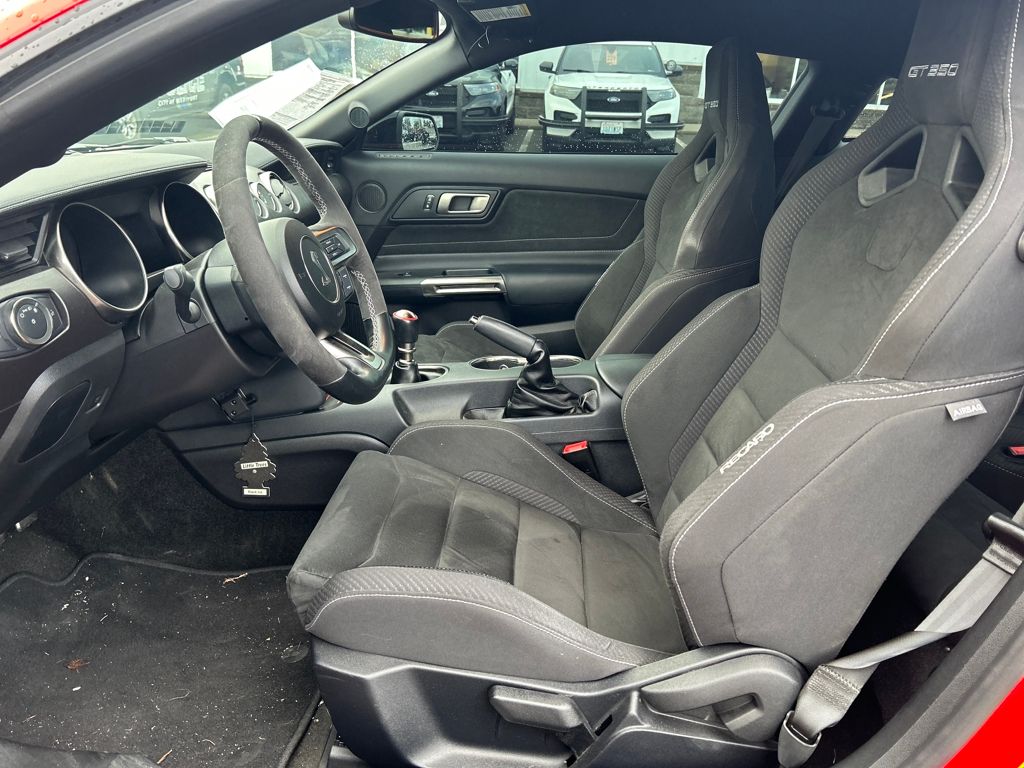 2018 Ford Mustang Shelby GT350 photo 4