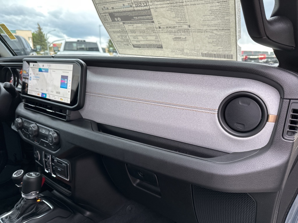 2025 Jeep Wrangler Sport photo 34