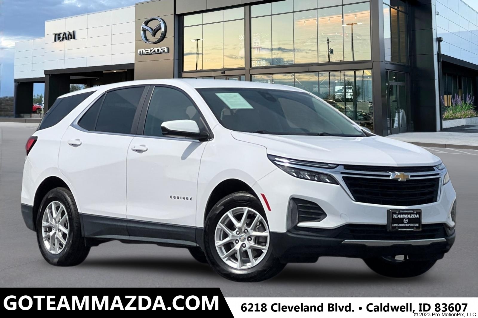 2023 Chevrolet Equinox LT's photo