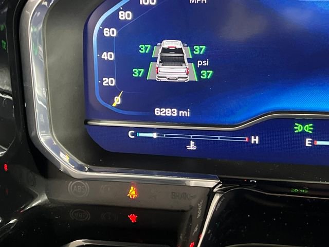 2025 Chevrolet Silverado 1500 LT photo 3