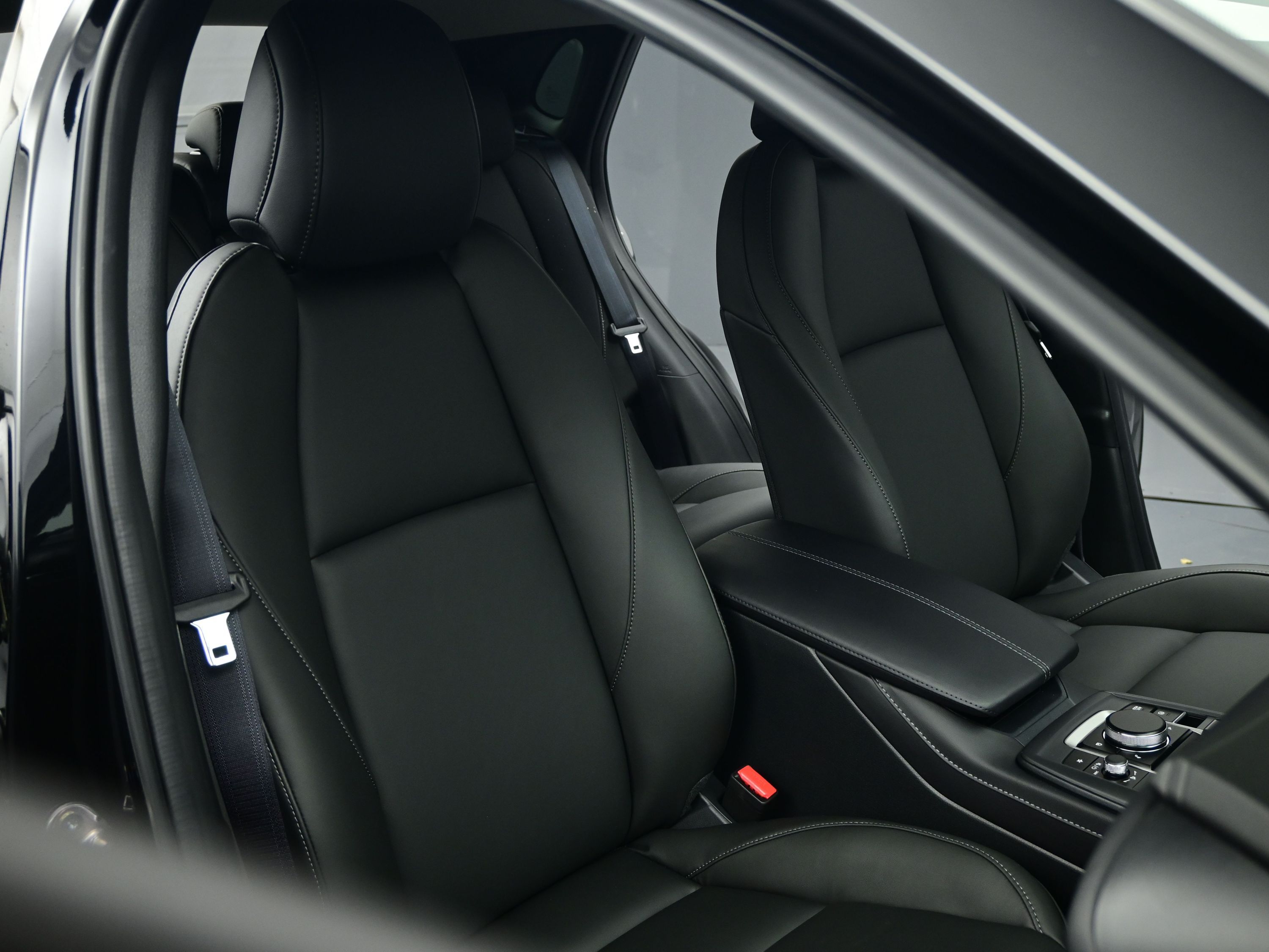 2026 Mazda CX-30 2.5 Select Sport photo 4