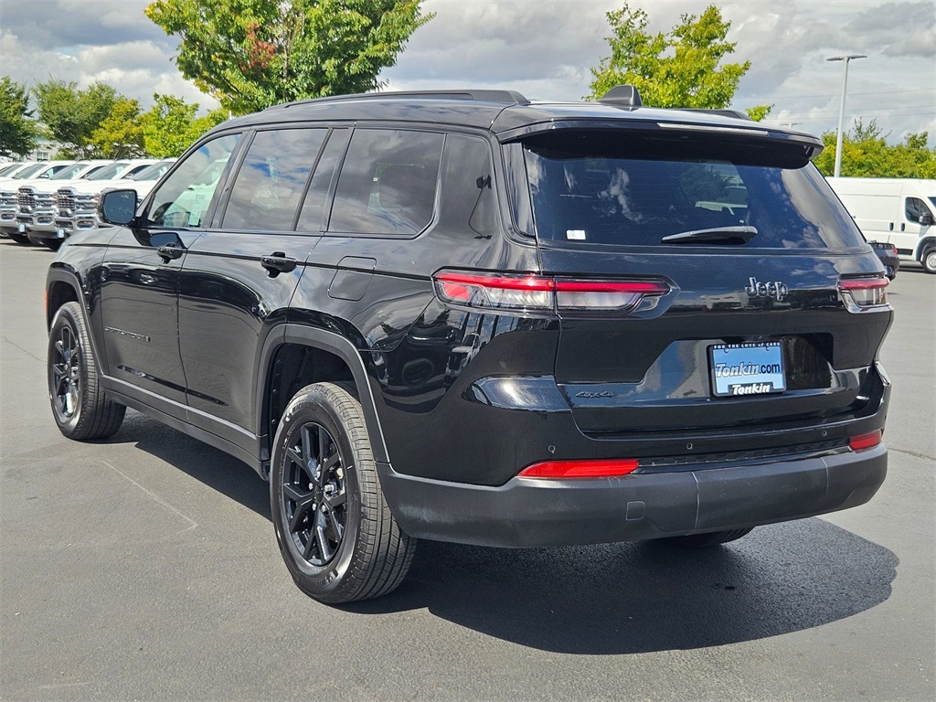 2024 Jeep Grand Cherokee Altitude photo 4