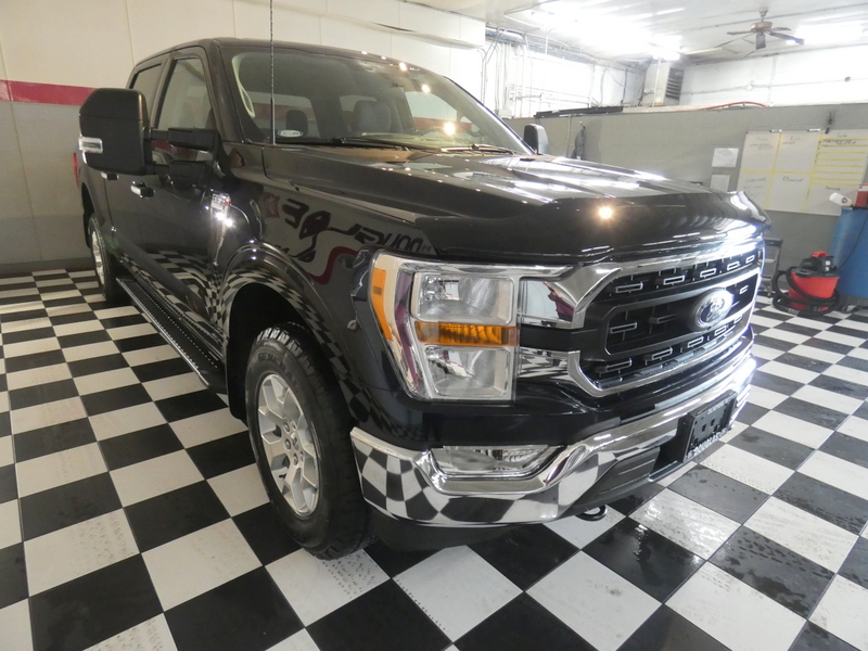 2022 Ford F-150 XLT photo 3