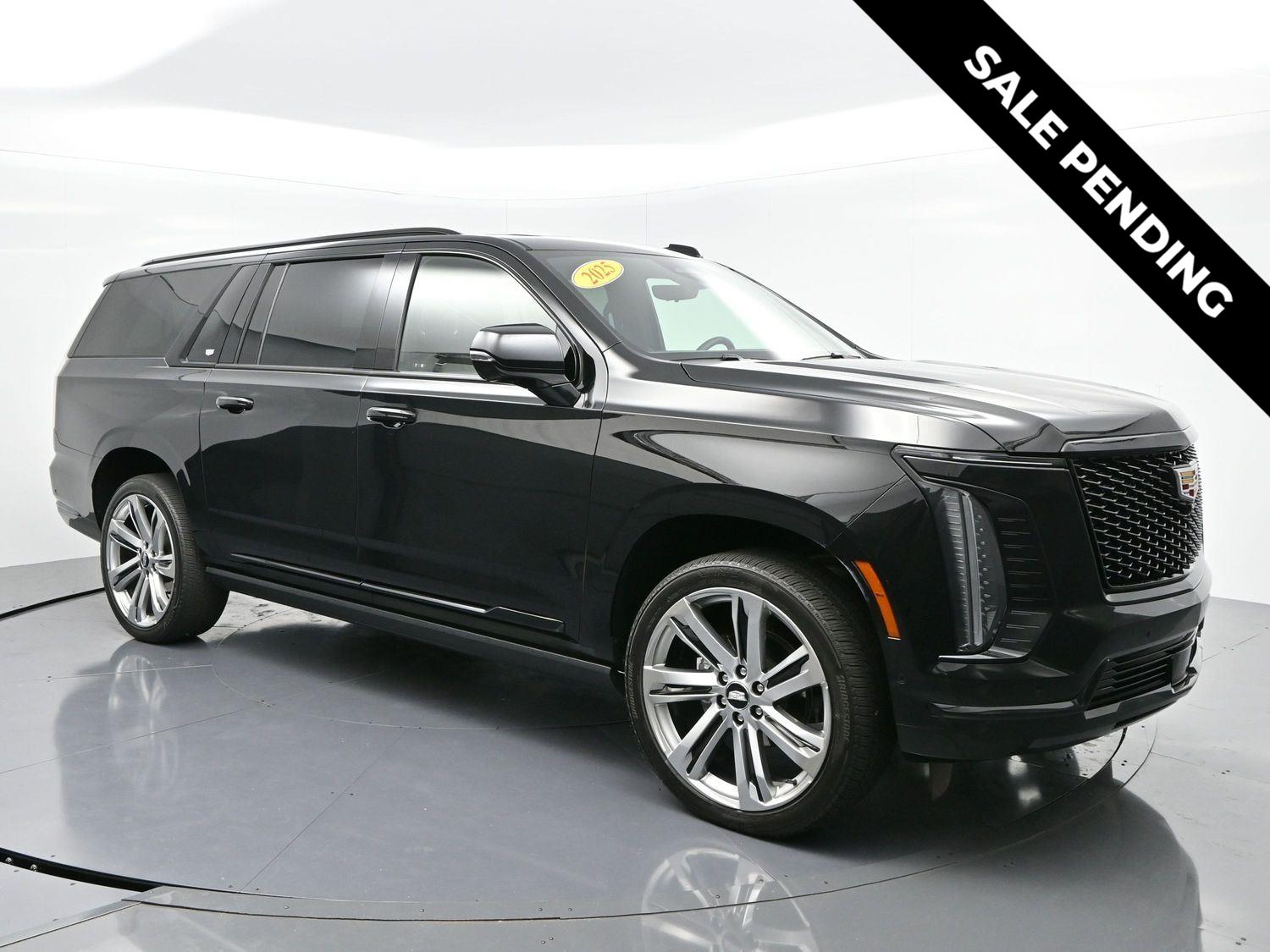 2025 Cadillac Escalade ESV Sport Platinum's photo