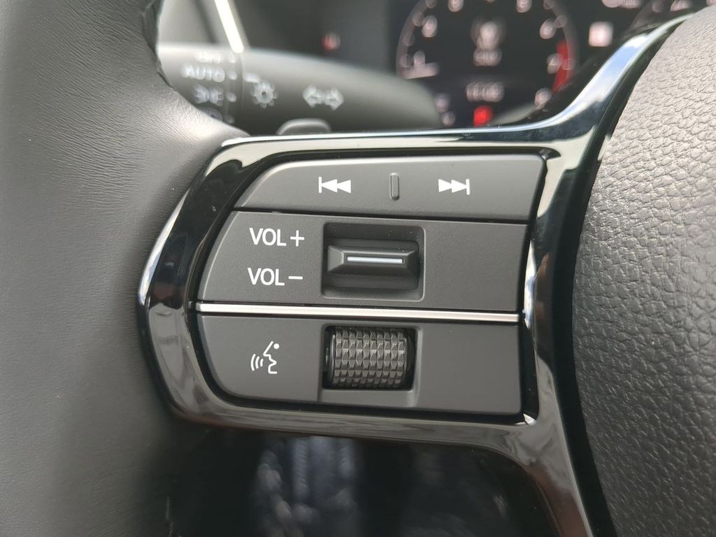 2025 Acura Integra Base photo 25