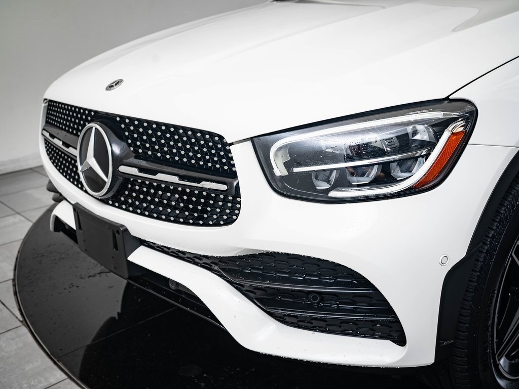 2022 Mercedes Benz GLC 300 4MATIC photo 3