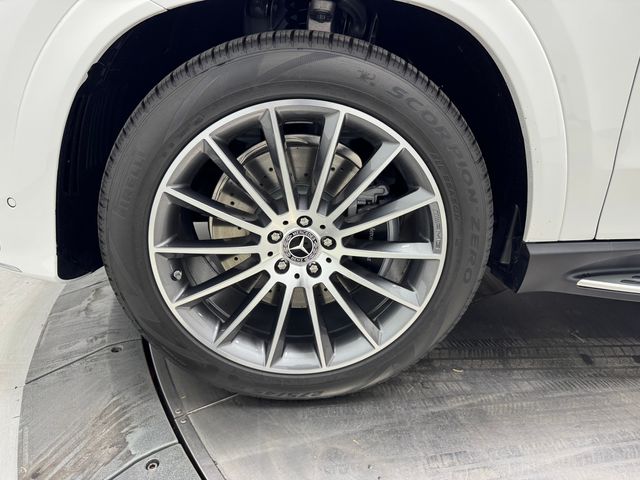 2026 Mercedes Benz GLE 450 4MATIC photo 6