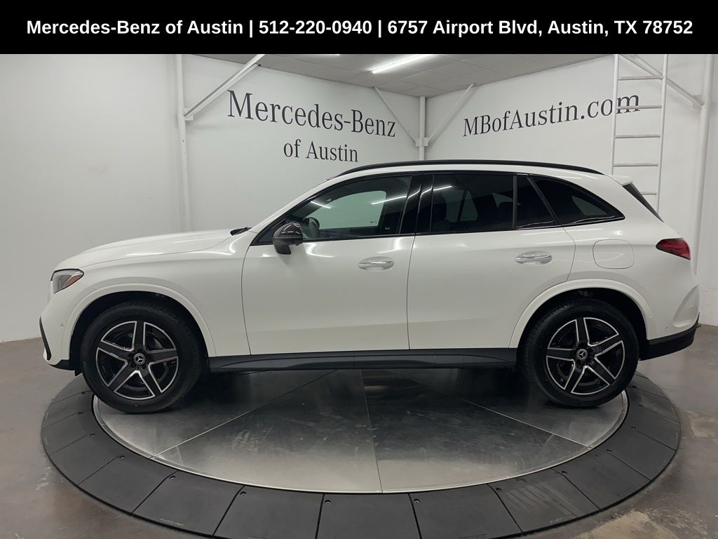2026 Mercedes Benz GLC 350e 4MATIC photo 2
