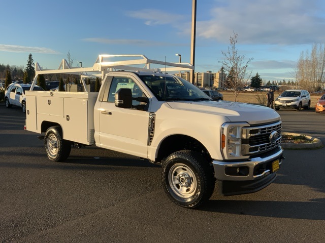 2024 Ford F-350 photo 3