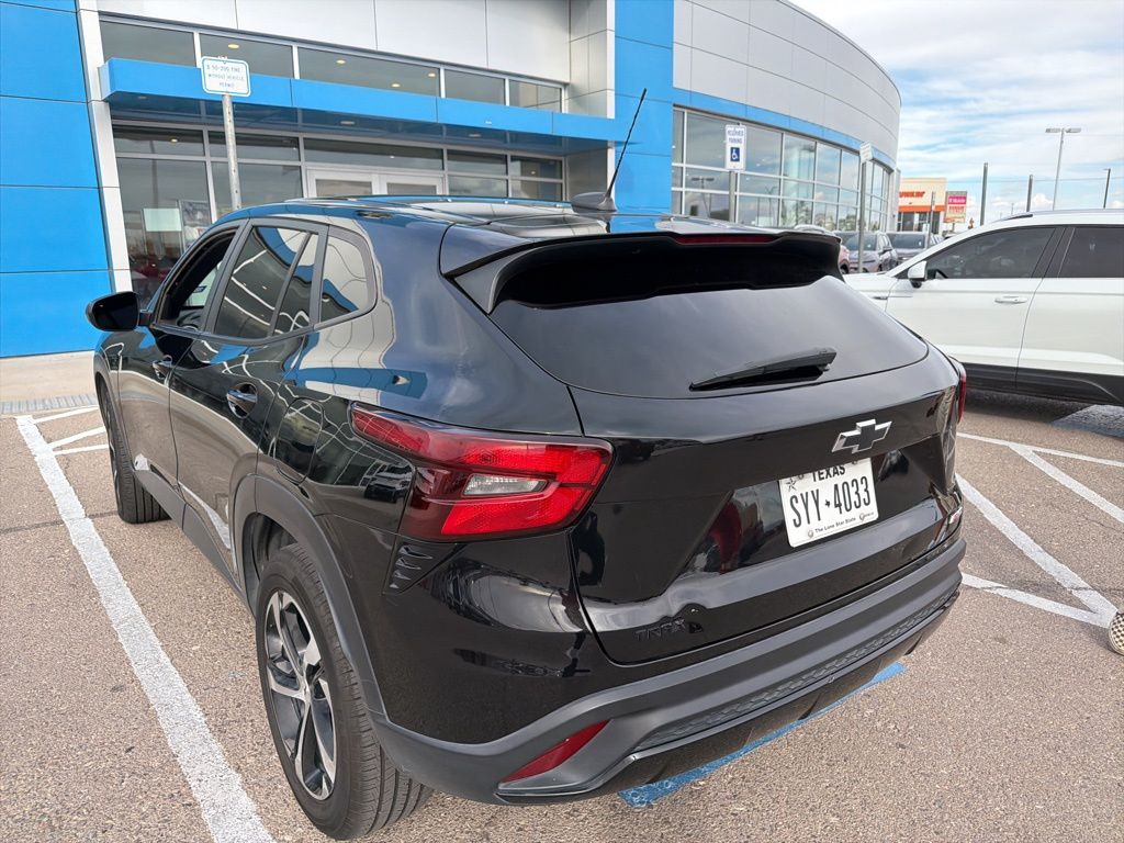 2024 Chevrolet Trax photo 15